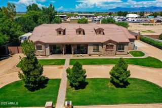 3240 E Horse Mesa Trail, San Tan Valley, AZ 85140