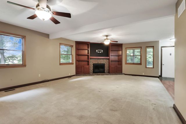 6781 Thoreau Lane NE, Baltimore, OH 43105