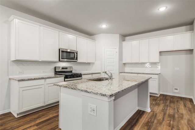10734 Soapberry Court, Tomball, TX 77375