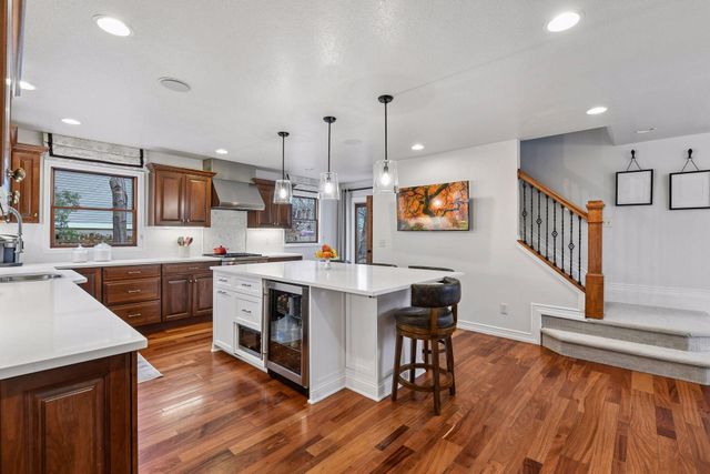 126 Courtland Street, Excelsior, MN 55331