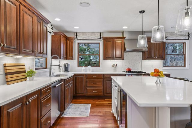 126 Courtland Street, Excelsior, MN 55331