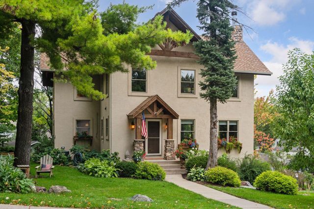 126 Courtland Street, Excelsior, MN 55331