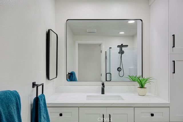 5499 Paseo Del Lago W 2D, Laguna Woods, CA 92637