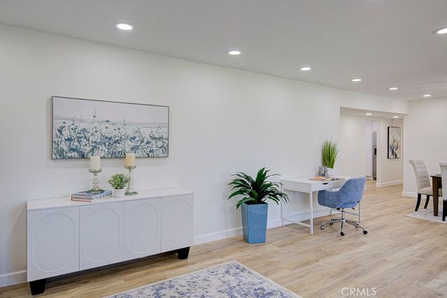 5499 Paseo Del Lago W 2D, Laguna Woods, CA 92637