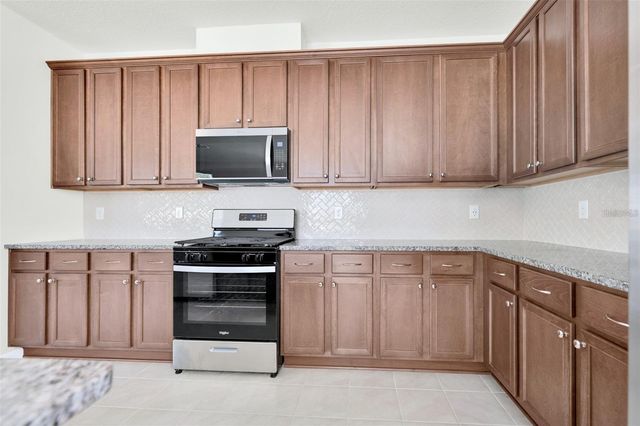 88 WAVERLY LANE, Palm Coast, FL 32164