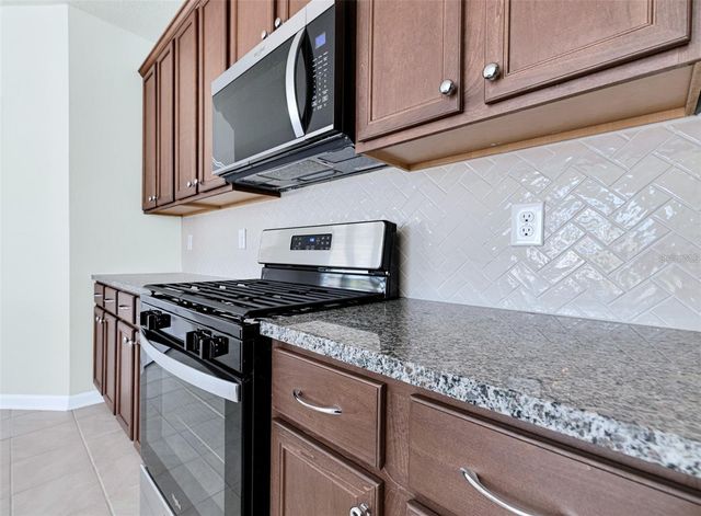 88 WAVERLY LANE, Palm Coast, FL 32164