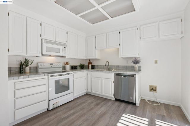 1824 Mockingbird Pl, Danville, CA 94526