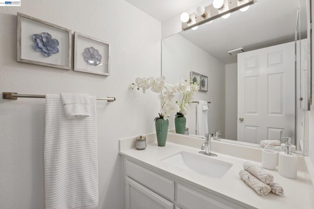 1824 Mockingbird Pl, Danville, CA 94526