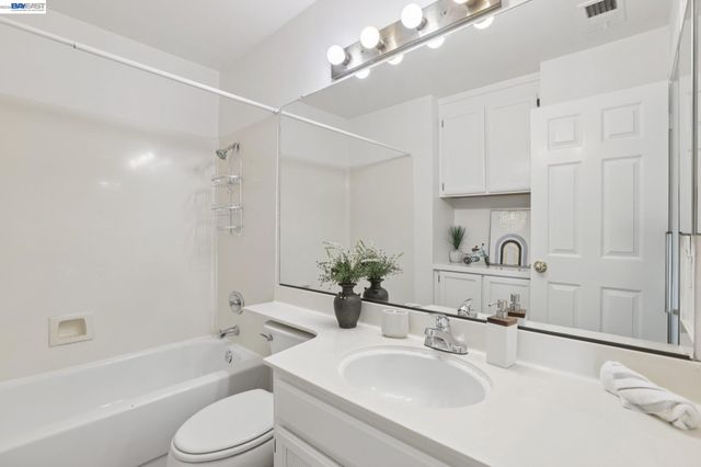 1824 Mockingbird Pl, Danville, CA 94526