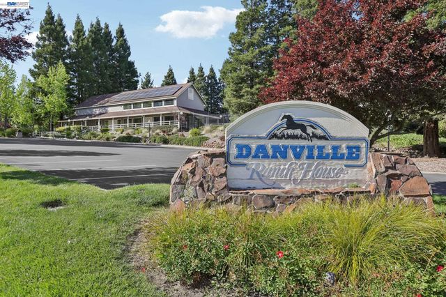 1824 Mockingbird Pl, Danville, CA 94526