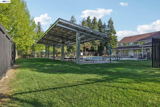 1824 Mockingbird Pl, Danville, CA 94526