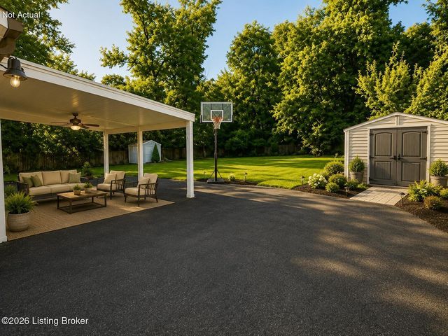 1231 Lipps Ln, Louisville, KY 40219