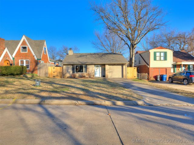 1915 S Indianapolis Avenue, Tulsa, OK 74112