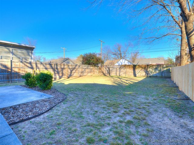 1915 S Indianapolis Avenue, Tulsa, OK 74112