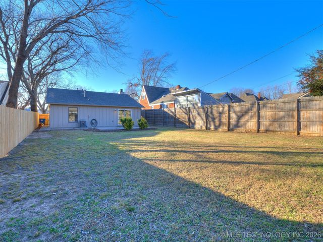 1915 S Indianapolis Avenue, Tulsa, OK 74112