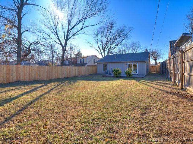 1915 S Indianapolis Avenue, Tulsa, OK 74112