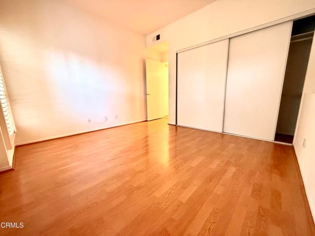 360 S Los Robles Avenue 9, Pasadena, CA 91101