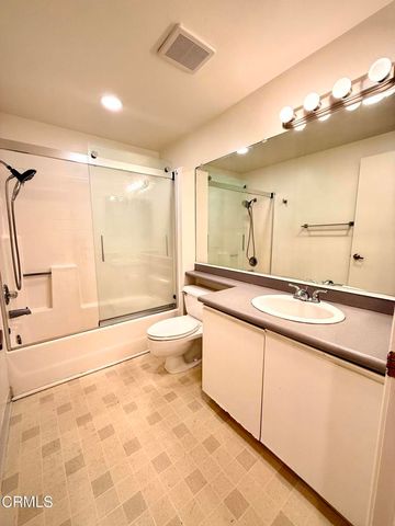 360 S Los Robles Avenue 9, Pasadena, CA 91101
