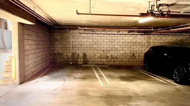 360 S Los Robles Avenue 9, Pasadena, CA 91101