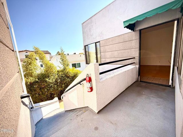 360 S Los Robles Avenue 9, Pasadena, CA 91101