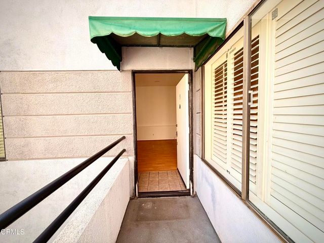 360 S Los Robles Avenue 9, Pasadena, CA 91101