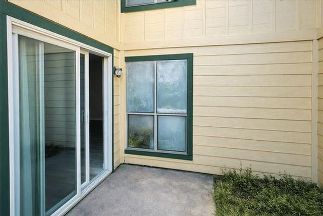 12218 Wild Pine Drive B, Houston, TX 77039