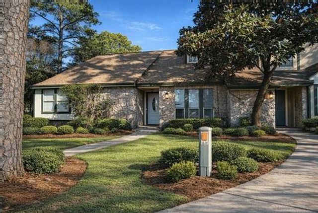 12218 Wild Pine Drive B, Houston, TX 77039