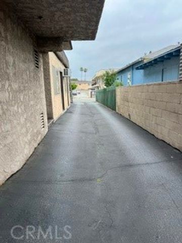 5855 Tujunga 6, North Hollywood, CA 91601