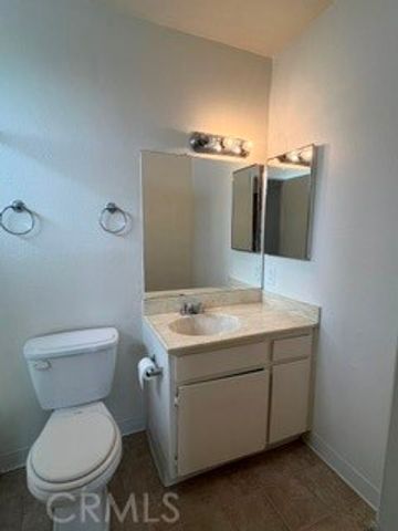 5855 Tujunga 6, North Hollywood, CA 91601