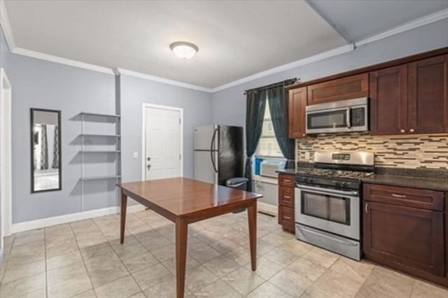 1 Proctor St 1, Haverhill, MA 01832