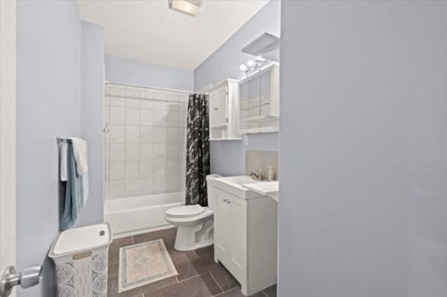 1 Proctor St 1, Haverhill, MA 01832