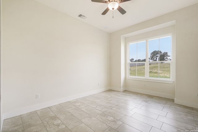 109 Medora Branch, Floresville, TX 78114