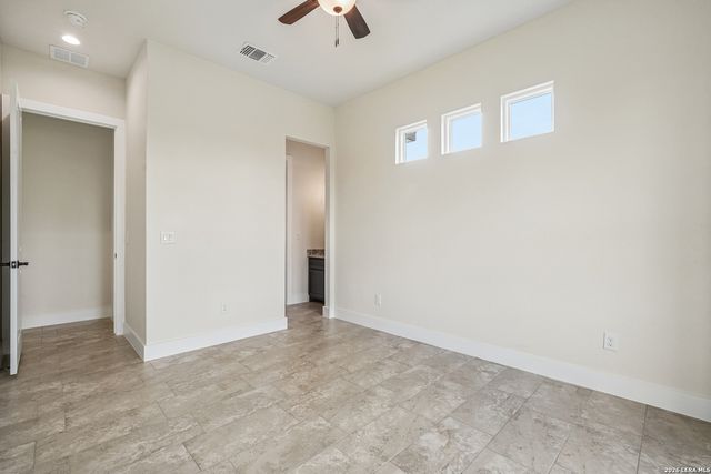 109 Medora Branch, Floresville, TX 78114