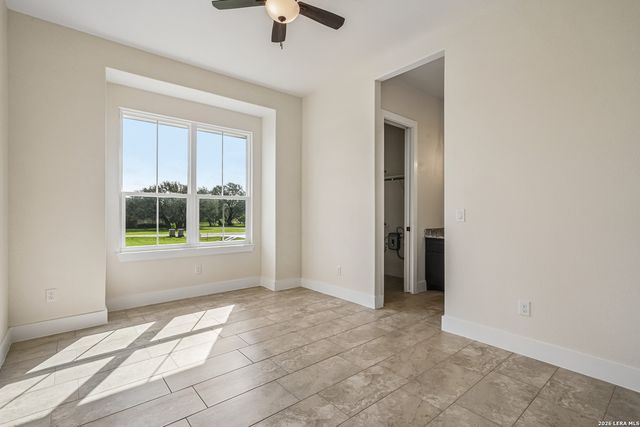 109 Medora Branch, Floresville, TX 78114
