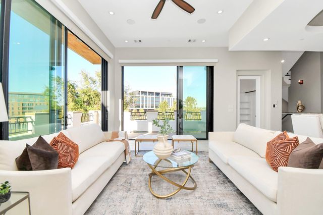 631 N Live Oak Street, Houston, TX 77003