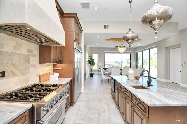 631 N Live Oak Street, Houston, TX 77003