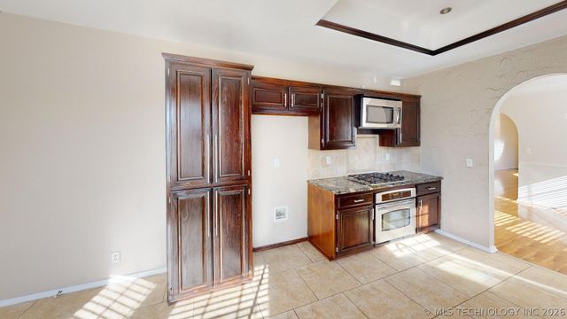 7434 S 95th East Avenue, Tulsa, OK 74133