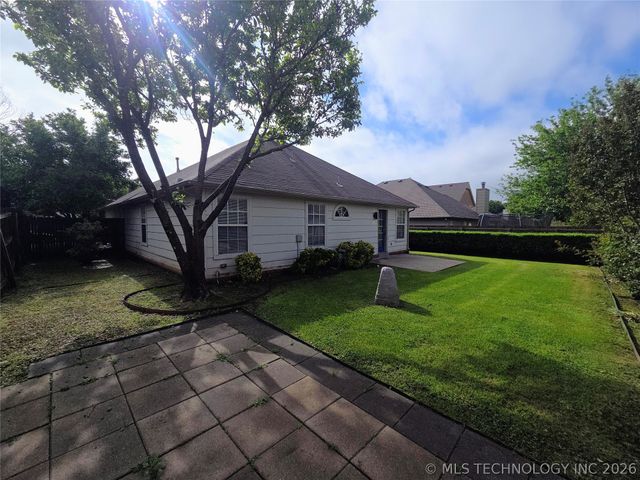 7434 S 95th East Avenue, Tulsa, OK 74133