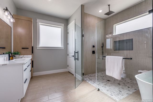 120 sunset, La Vernia, TX 78121