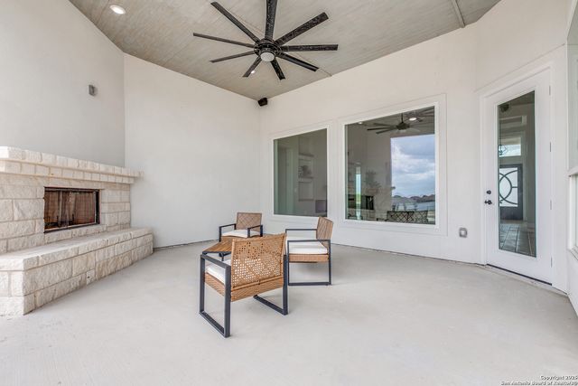 120 sunset, La Vernia, TX 78121