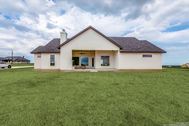 120 sunset, La Vernia, TX 78121