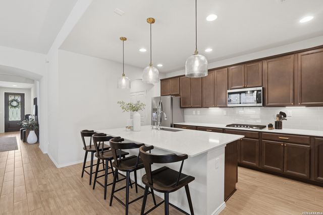 12311 Red Mesa, San Antonio, TX 78254