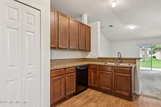 9520 FRASER FIR Court, Jacksonville, FL 32208