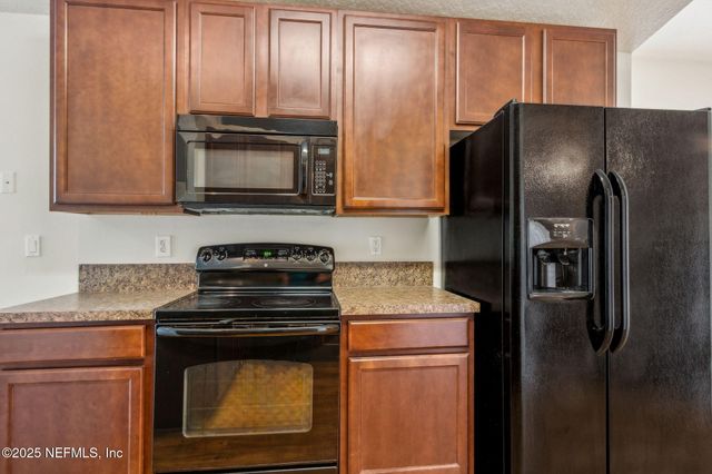 9520 FRASER FIR Court, Jacksonville, FL 32208