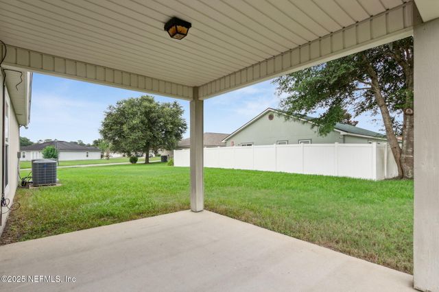 9520 FRASER FIR Court, Jacksonville, FL 32208