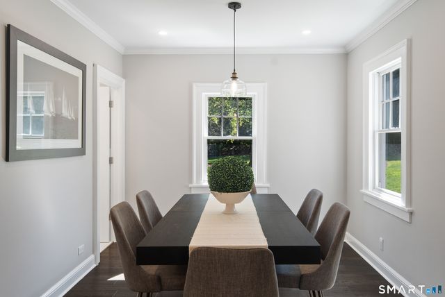 327 Jelliff Mill Road, New Canaan, CT 06840