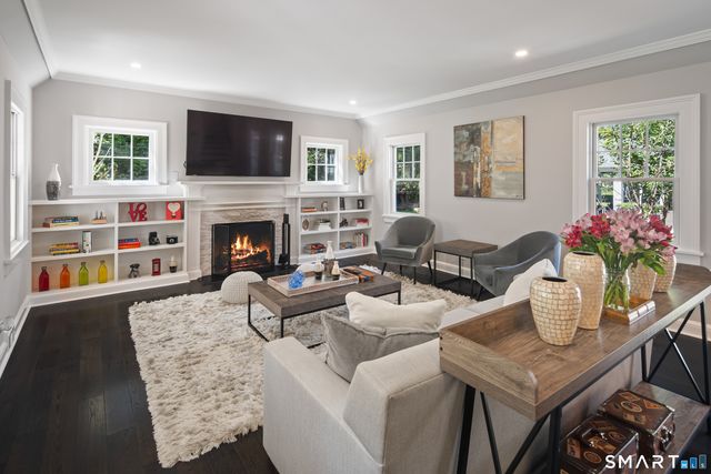 327 Jelliff Mill Road, New Canaan, CT 06840