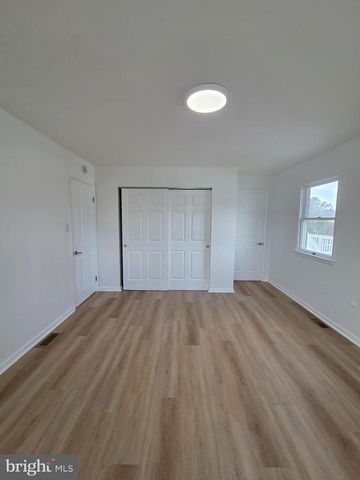 908 BLUE GATE LN, Sinking Spring, PA 19608