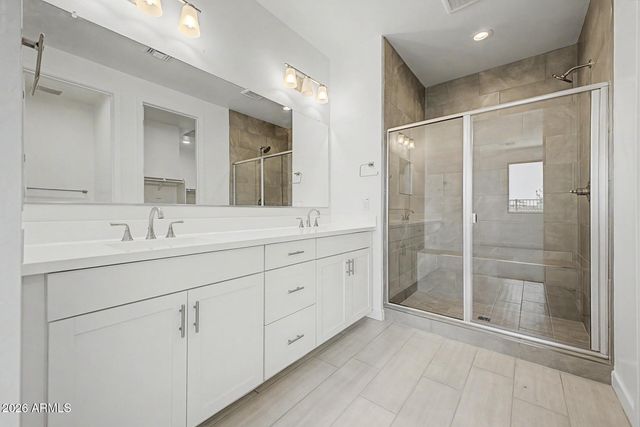 8037 W GRANADA Road, Phoenix, AZ 85035