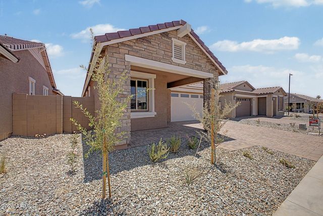 8037 W GRANADA Road, Phoenix, AZ 85035